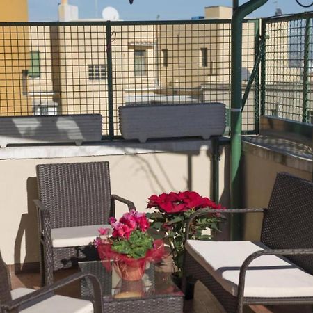 ローマDelightful Penthouse View St Peterアパートメント エクステリア 写真
