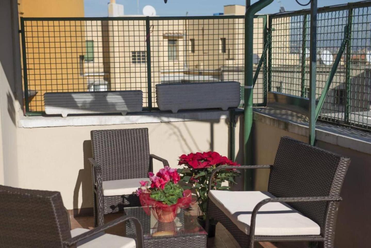 ローマDelightful Penthouse View St Peterアパートメント エクステリア 写真
